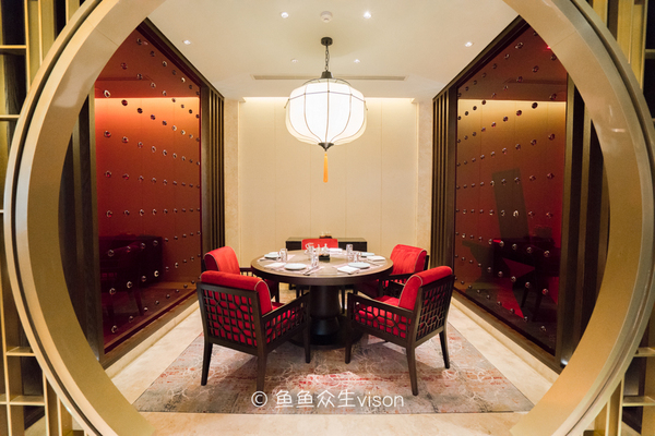 这里曾经也是繁华都市,古朴优雅充满禅意的私家园林