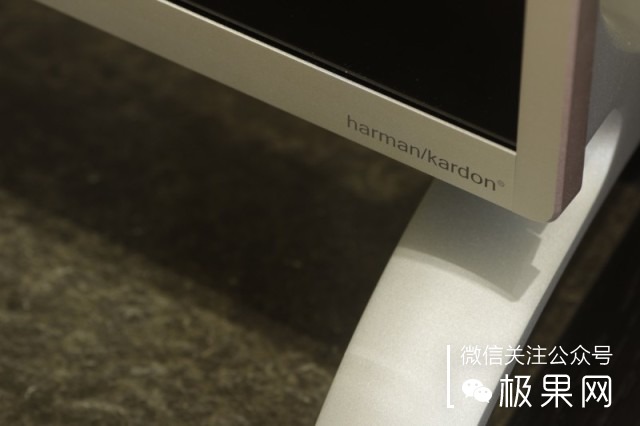 觉得电视没必要？看了这台4K曲屏电视你还会这么想吗？