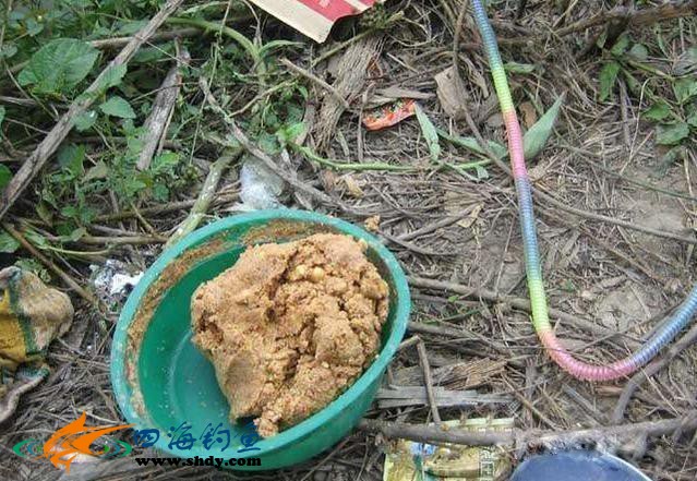 夏天浮钓草鱼必备窝料,专门对付滑鱼!