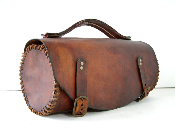 汽车内饰皮具如何保养,皮具保养小知识