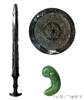 看，日本皇室的传家宝怎么跟中国的汉镜这么像！