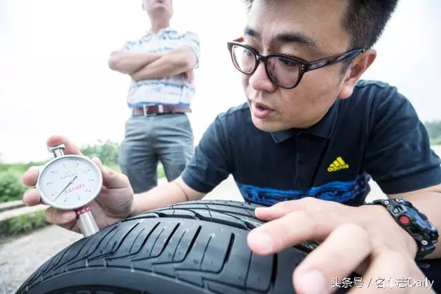 如何挑选一款适合自己的轮胎,夏季轮胎和四季轮胎