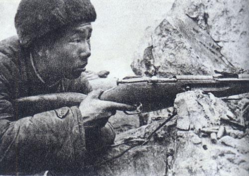 最大后坐力与威力最大的枪,一把狙击枪的后坐力让肩膀脱臼