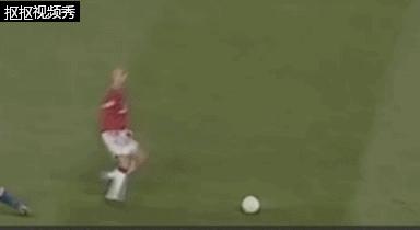 足球中不可思议的门将,足球门将手上涂的是什么