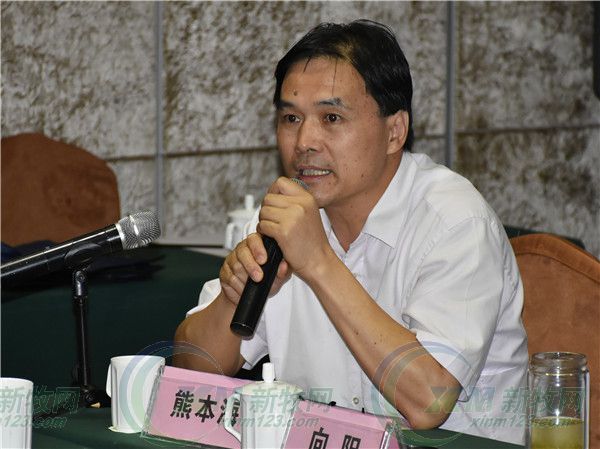互联网如何加养猪？河南养猪协会喊这些大佬回答
