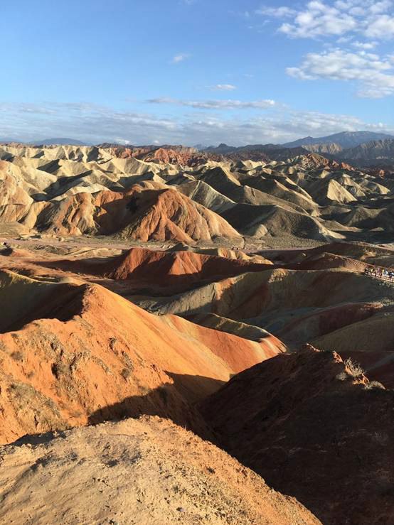 超多美图慎入！开神车，走丝路，这些不可思议的美景就在中国！