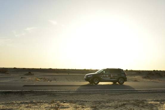 超多美图慎入！开神车，走丝路，这些不可思议的美景就在中国！