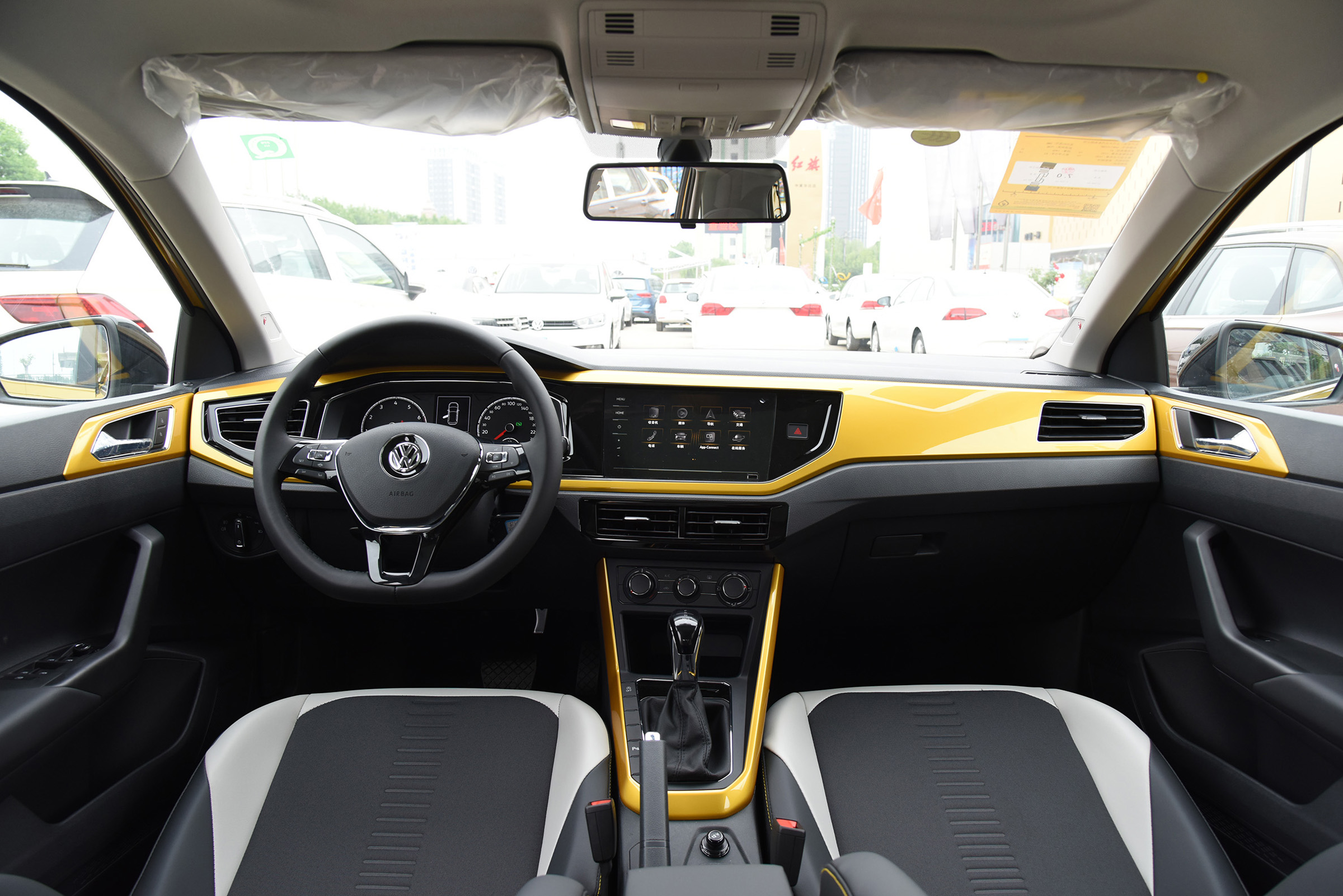 大众9万落地polo,09大众polo1.6自动当年落地多少钱