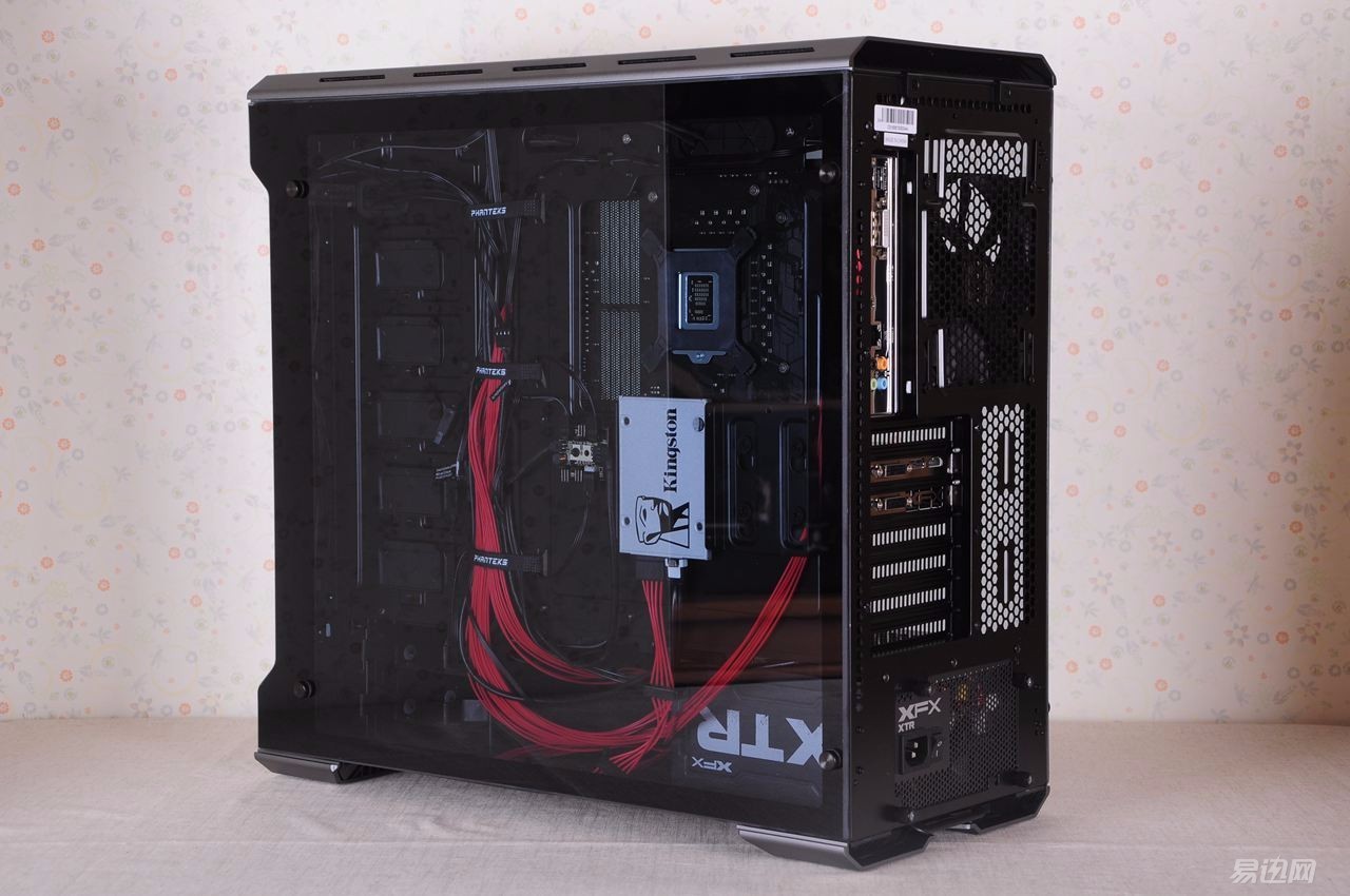 据说这板子和机箱搭配能释放洪荒之力