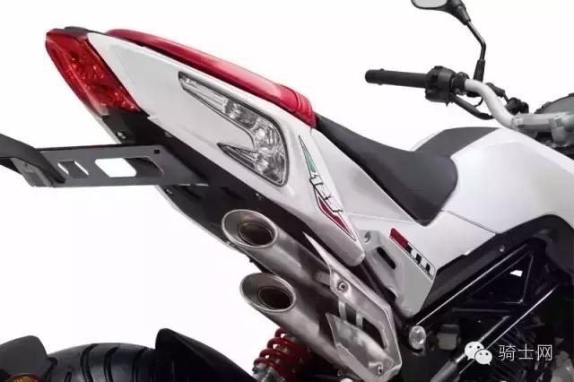 贝纳利小暴龙bj125,奥古斯塔迷你车