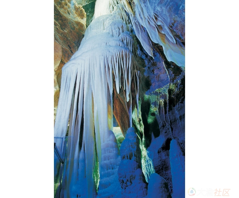 重庆周边10大神奇溶洞推荐凉快到要穿毛衣进去