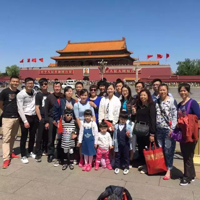 贵州喜百年装饰黄小飞,喜百年法人代表黄小飞