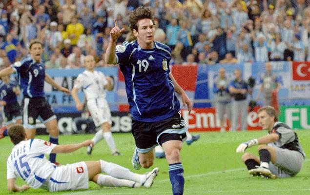 梅西阿根廷19号球衣,梅西在阿根廷穿几号球衣