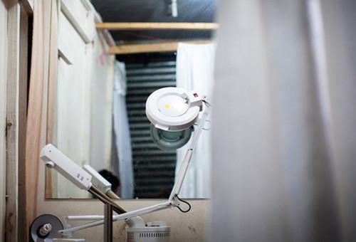 非洲人以白为美？花重金全身漂白比整容还疯狂！