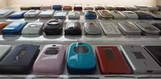 日本翻盖机2023最新款,日本翻盖手机性能怎么样