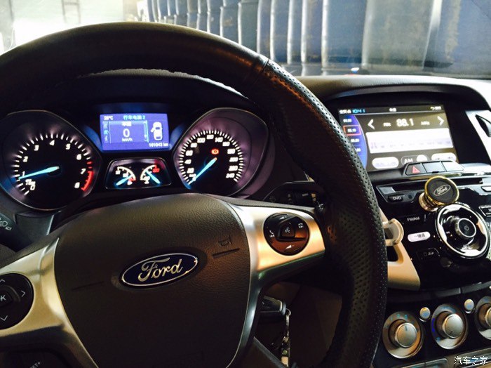 2012款新福克斯变速箱保养年限,2012款新福克斯功能介绍