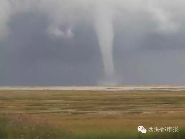 简述青海湖龙吸水现象的形成过程,cctv12青海湖龙吸水视频报道