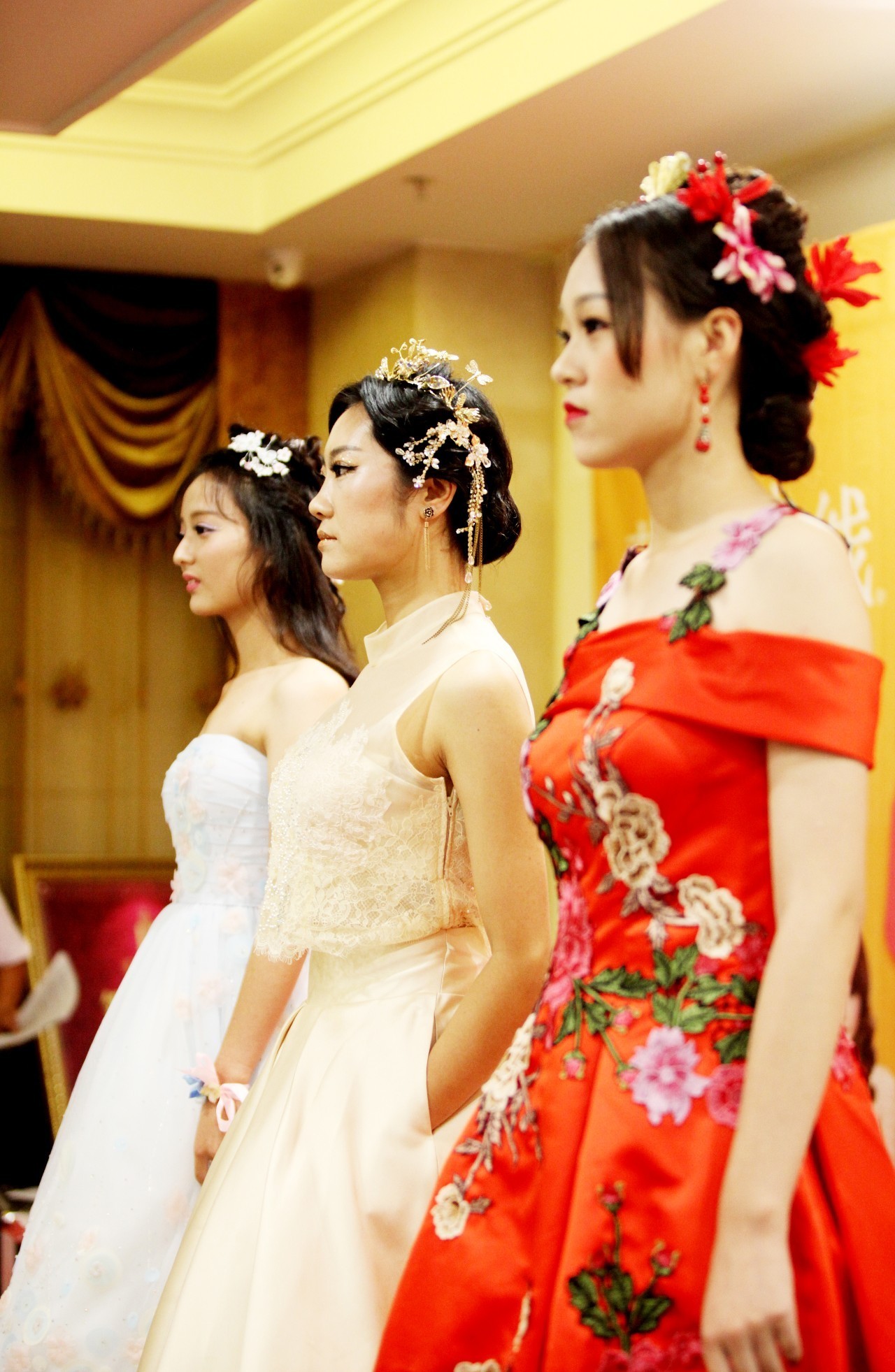 七夕单身联谊会,七夕一帮单身狗聚一起