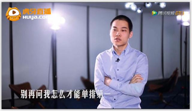 dopa一个站在金字塔顶尖的男人