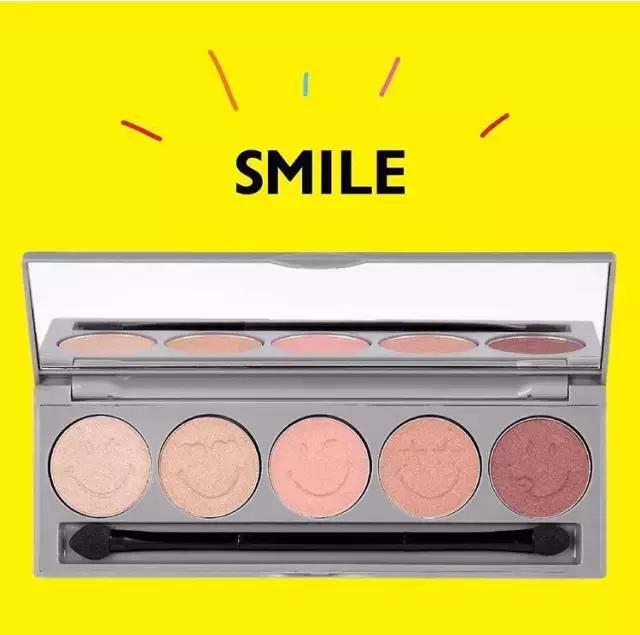 迪士尼化妆包联名,超奇葩联名化妆品