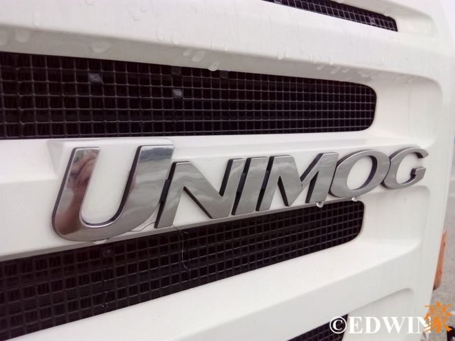 乌尼莫克u5000与u4000有何不同,奔驰乌尼莫克u400军用卡车