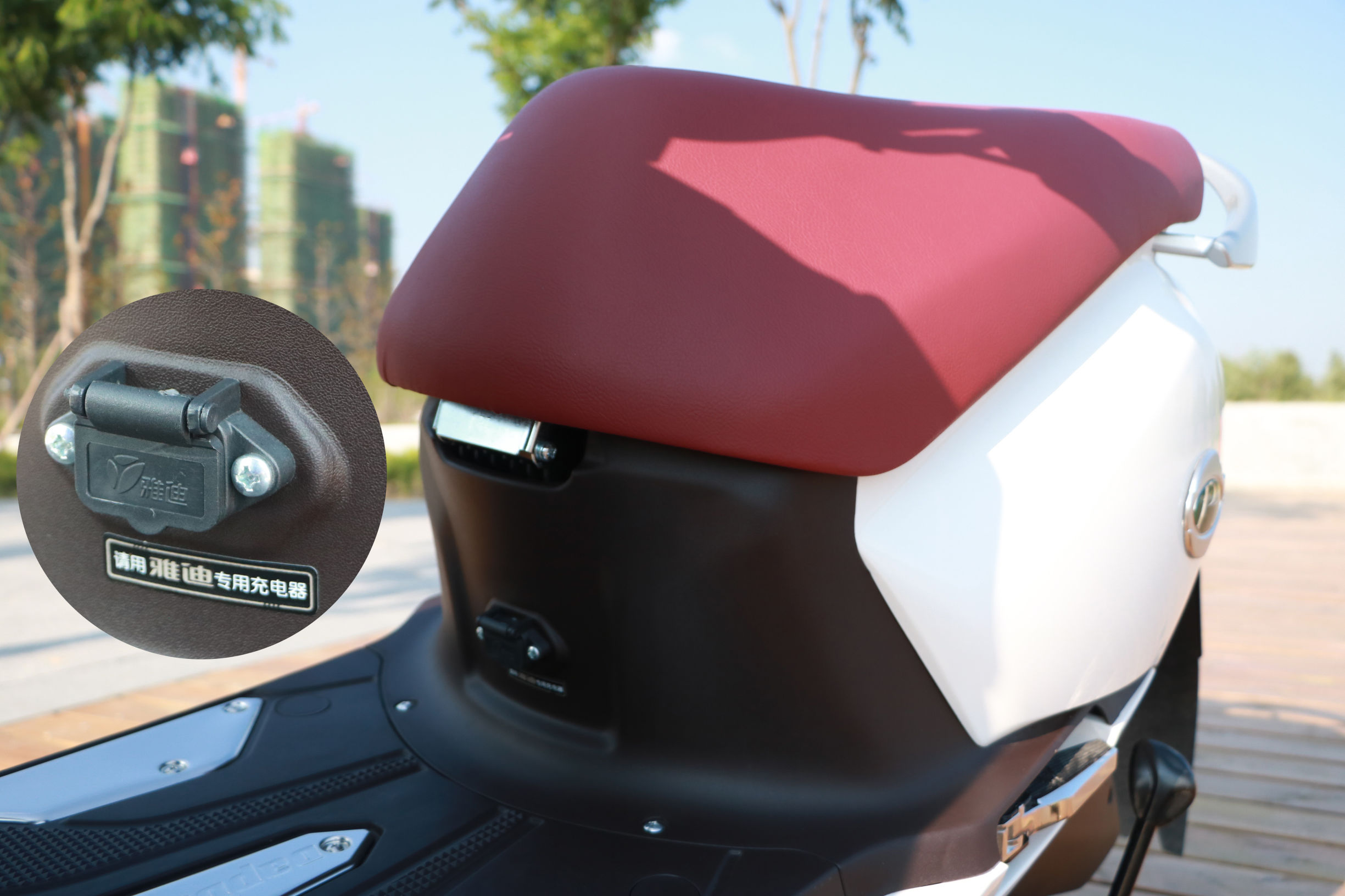 雅迪和小牛哪个更智能,雅迪比小牛更稳定