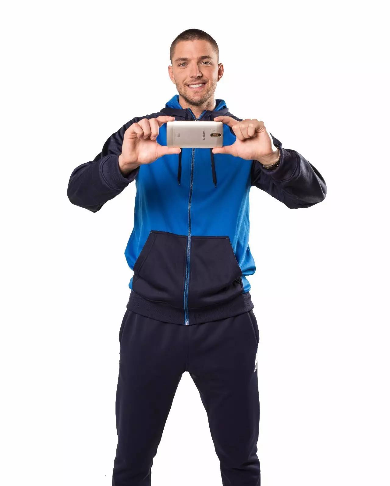 同是运动员但项目不同,各种运动员体型对比图