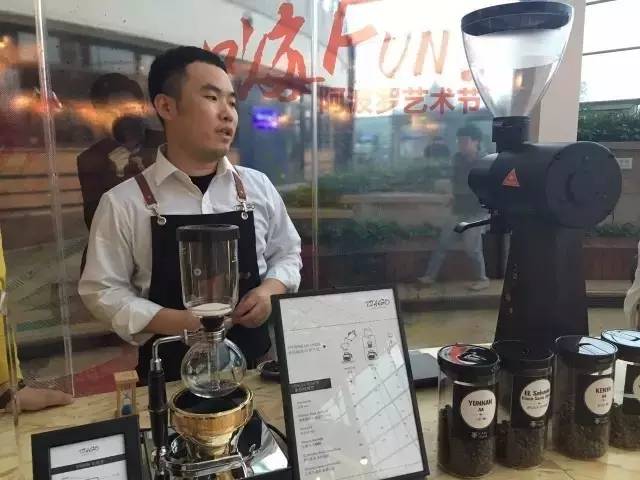 咖啡灵感画,一杯咖啡油画作品欣赏