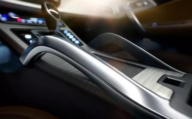 “最美SUV”的中国芯解析吉利博越1.8TD发动机