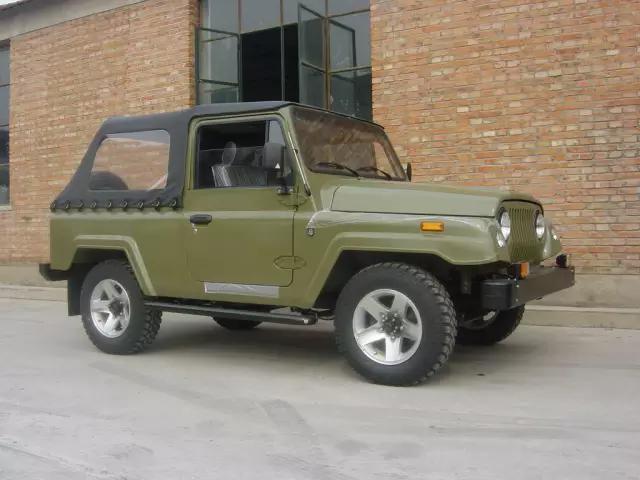 战旗就是个响当当铁铮铮的糙汉子