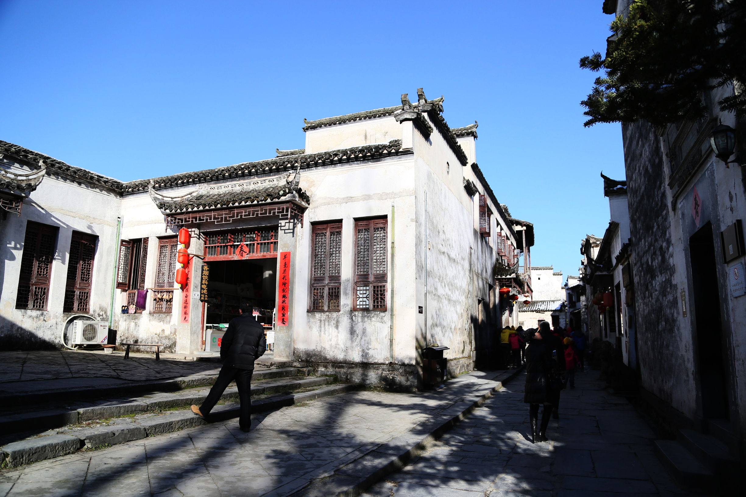 安徽风情小镇的徽州西递,梦回徽州下一句