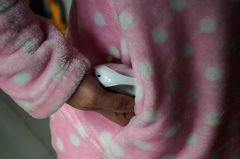 品胜自带线充电宝哪一款好,送给女神们最好的礼品