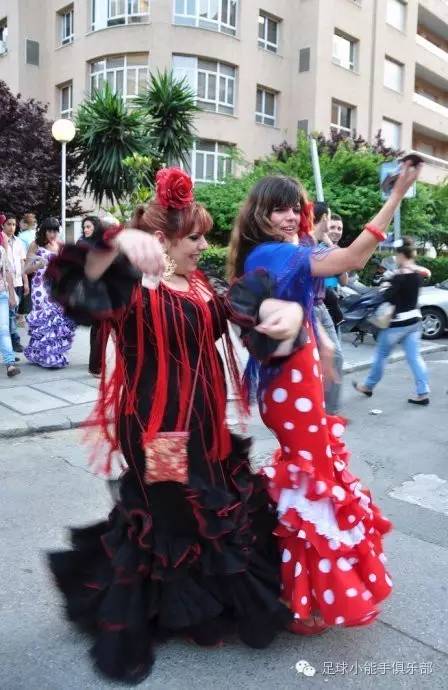 皇马vs拜仁16-17安切洛蒂,欧冠抽签拜仁球员反应