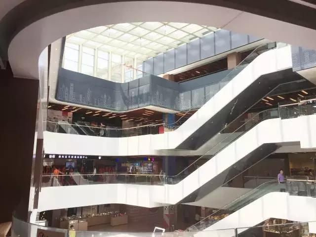 小香港迎新街,小香港再现往日的繁荣