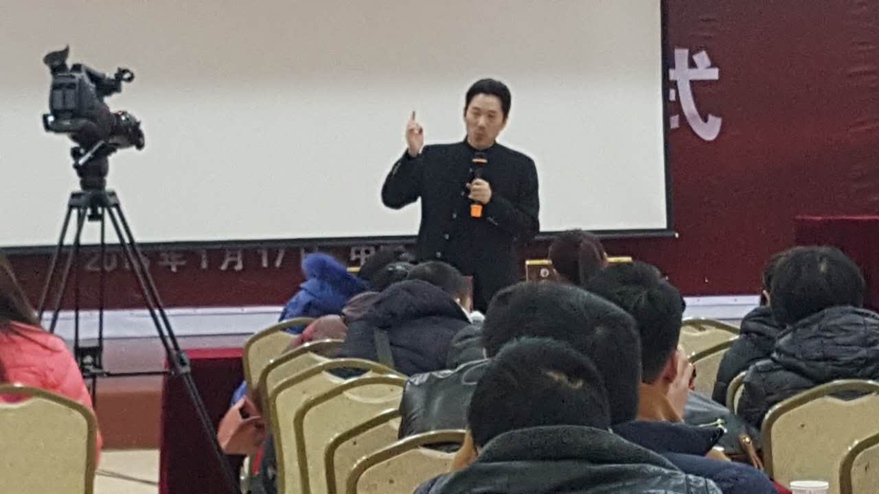 泸州老窖高端白酒发布会,泸州老窖高峰论坛