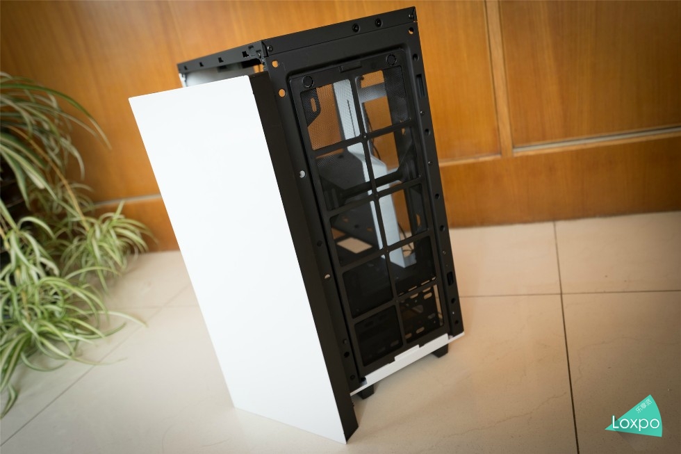 还用为你的机内空间发愁？NZXTS340体验