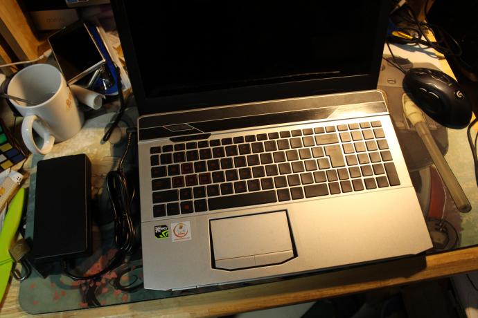 i5处理器+960M独显,室友3899入手炫龙银魂T1