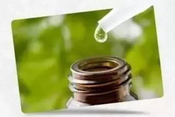 澳洲星期四精油祛痘 (澳洲星期四茶树精油祛痘霜)