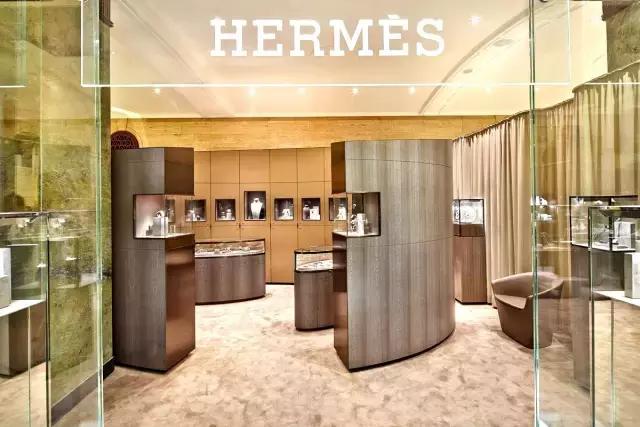 burberry为什么新款有s,为什么burberrylogo变了