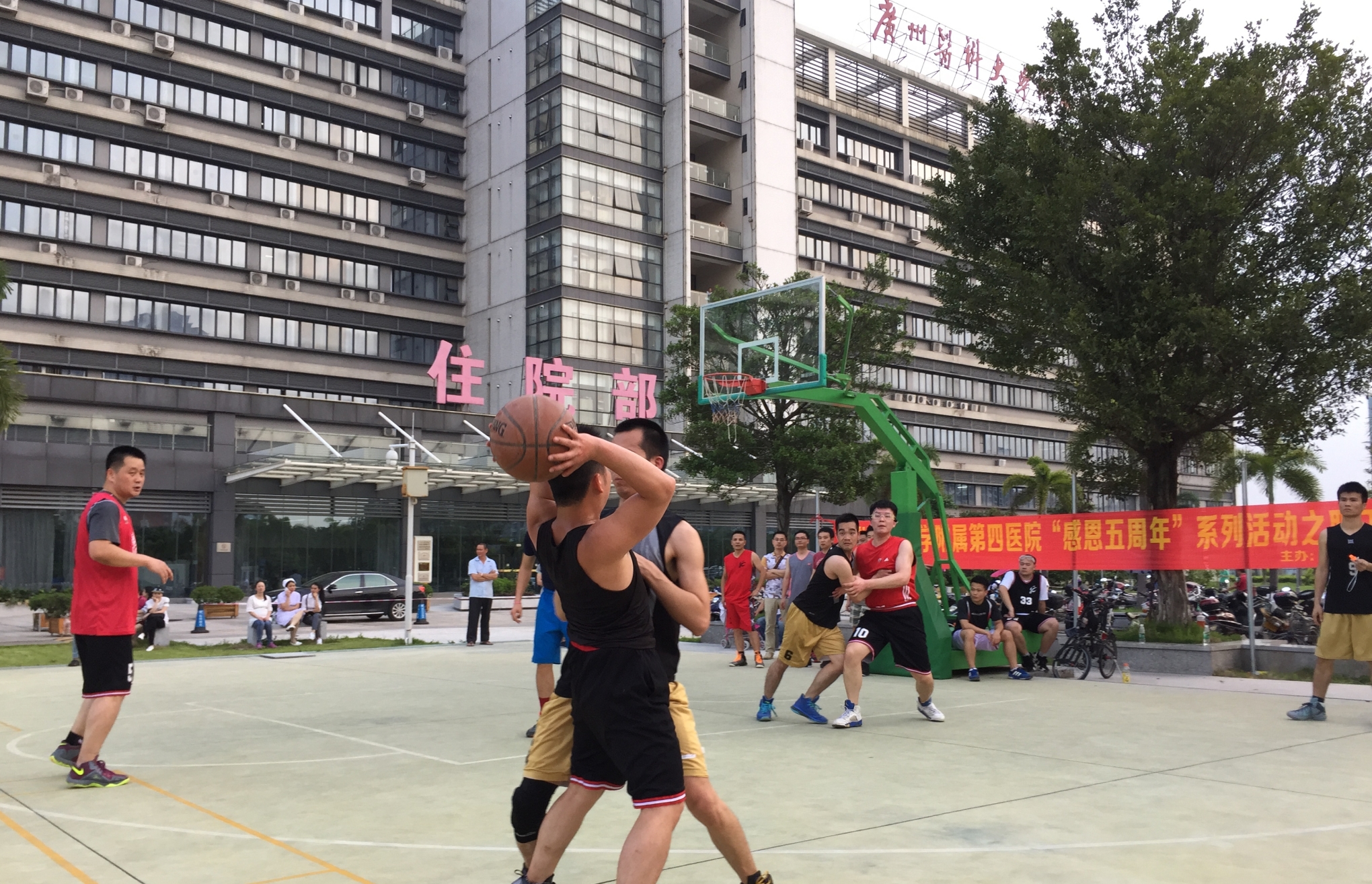 摄影大赛无影灯下的娘子军，无论白天、黑夜，她们与这里结下不解之缘！（作品展示102期）