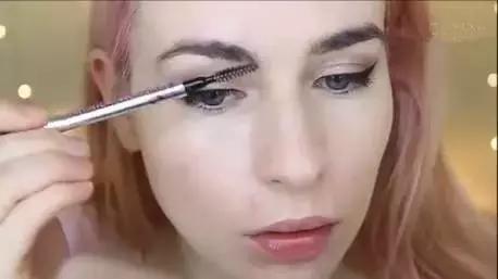 有闭口痘痘化的妆,脸上有粉刺痘痘怎么化底妆