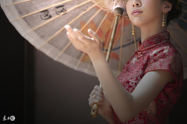 大婚前夕她惨遭信任之人背叛,大婚前夕她惨遭心爱之人背叛