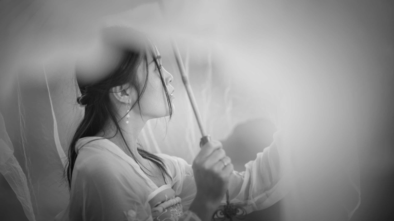 小说：小伙卖小说给妖怪，小妖怪一看小说，竟然领悟书中技能