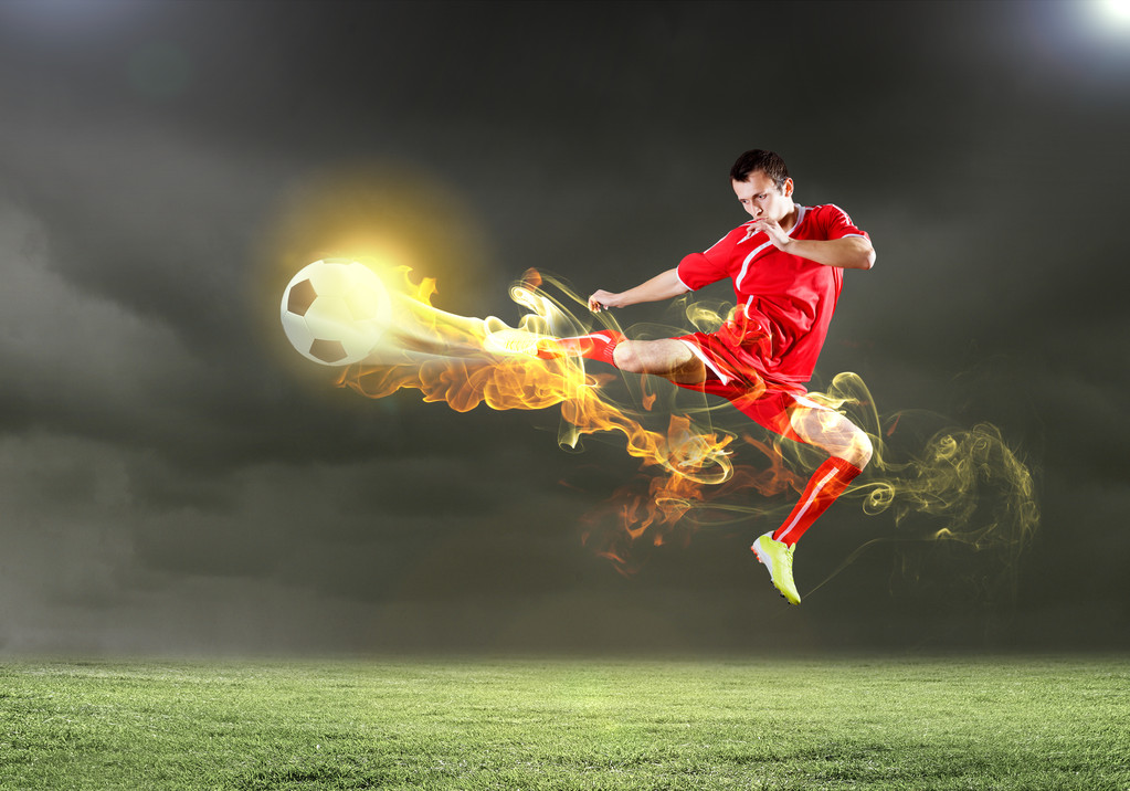 朱元璋高筑墙广积粮缓称王,朱元璋广积粮缓称王谁出的主意