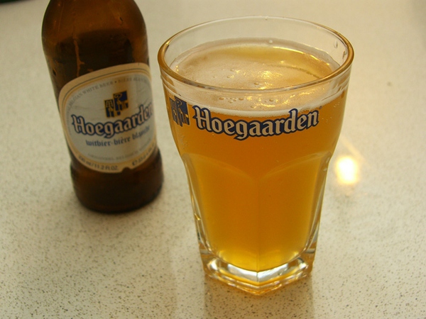 第一次去酒吧怎么穿搭女生,去酒吧怎么装老手