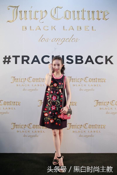 明星穿羊绒大衣戴围巾,juicycouture衣服哪些明星穿