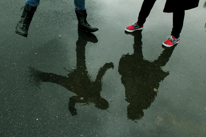 为战争叫好的人不拉黑等着过年,身边有这样的朋友趁早拉黑