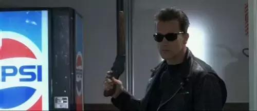 终结者武器完整版,终结者的武器图片大全