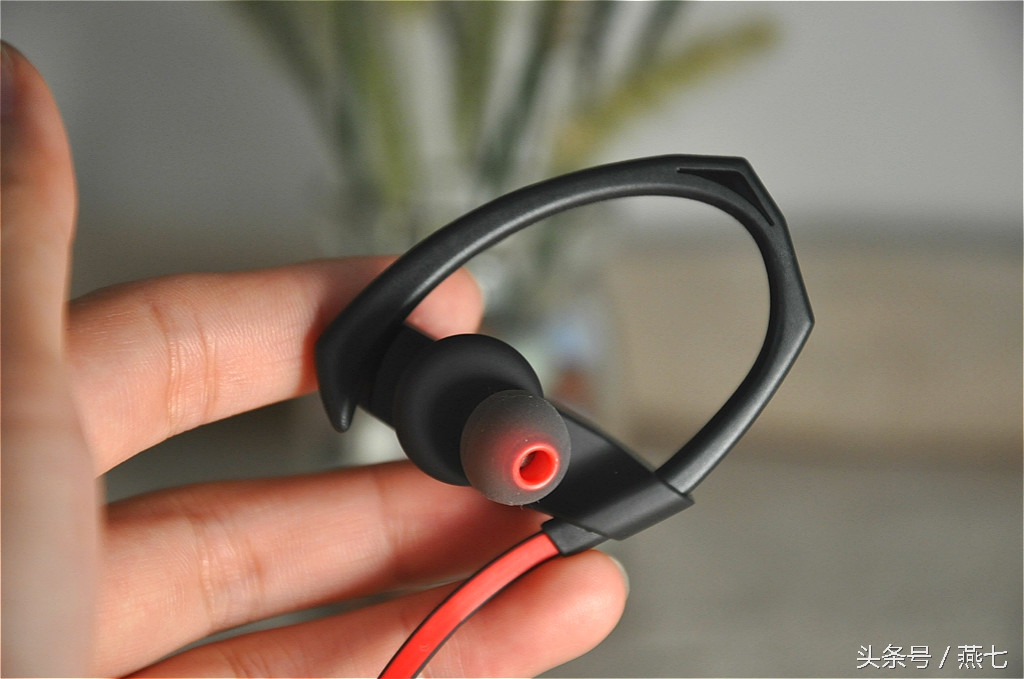 香港品牌，不容小觑——评米粒蓝牙运动耳机S1