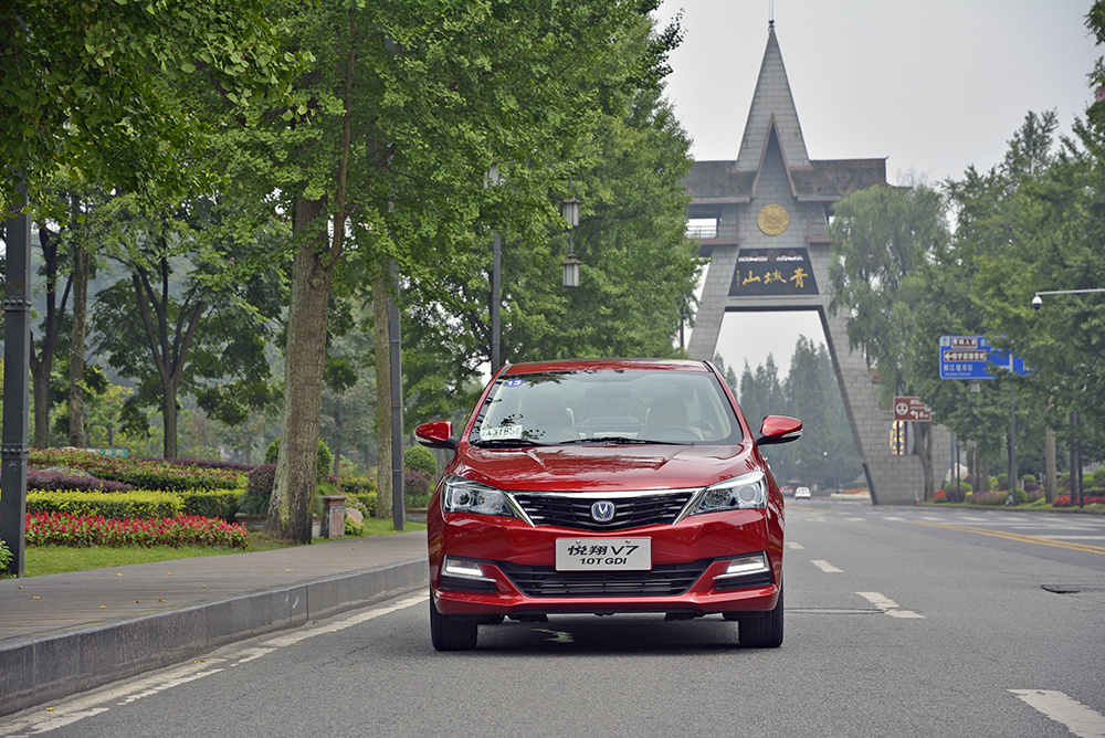 长安悦翔v71.0t发动机可靠吗,悦翔v7用哪款发动机